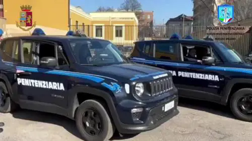 Rapina di abiti griffati per 3 milioni di euro: 10 arresti