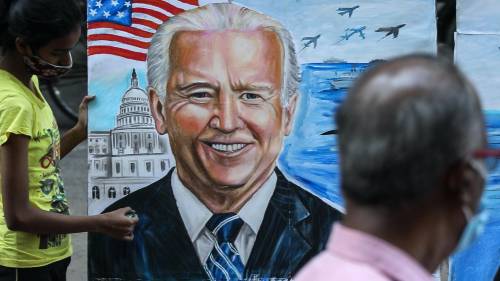 Linea dura sui migranti: così Biden applica il metodo Trump