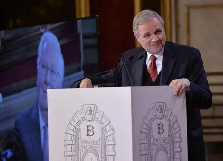 Il Governatore della Banca d'Italia, Ignazio Visco, tra gli iscritti nel registro degli indagati della Procura di Brescia, con l'ipotesi di false comunicazioni sociali