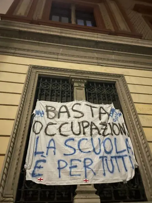 Giovani leghisti difendono chi non vuole "okkupare"