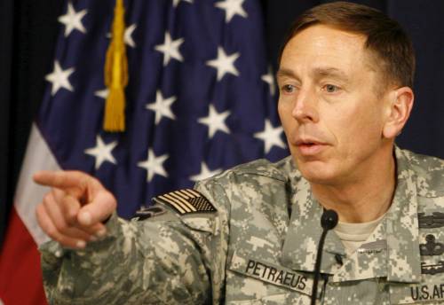 Petraeus: "La vendetta non basterà. Adesso serve leadership"