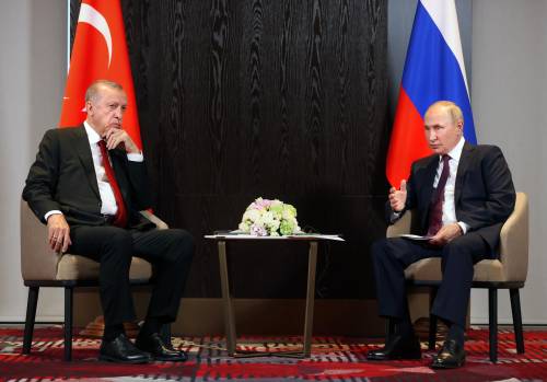 Erdogan non muore e riceve la telefonata di Putin