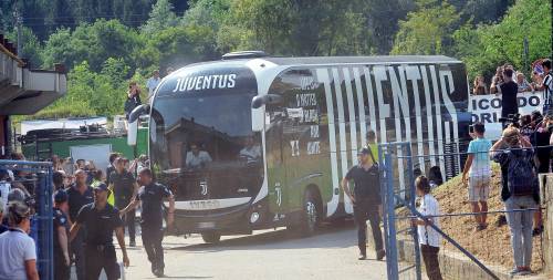 Il pullman Juve passa  col rosso: tolti altri punti?