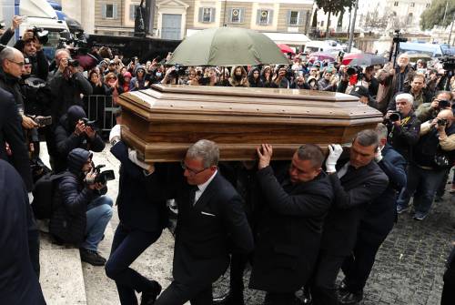 Maurizio Costanzo: ai funerali l'addio sulle note della storica sigla
