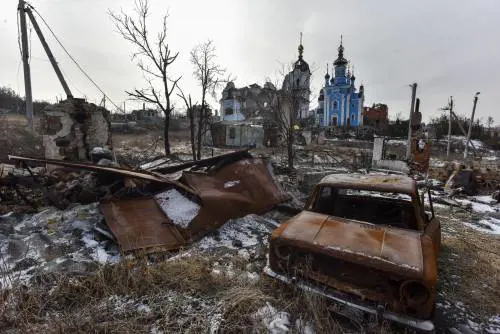 "La Crimea è ucraina". La spinta dei generali e la fiducia degli Usa. Il via alla riconquista