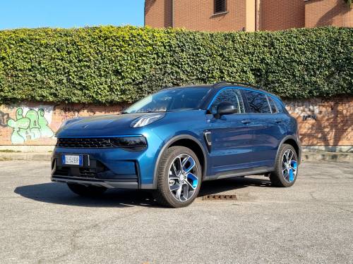 Lynk & Co 01, la nostra prova: guarda le foto