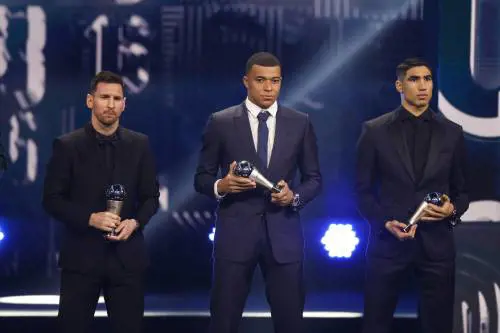 "In Italia solo per il Milan": Mbappé fa sognare i tifosi rossoneri