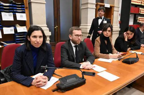 Piantedosi riferisce sul naufragio. E la Schlein fa solo propaganda: "Si dimetta"