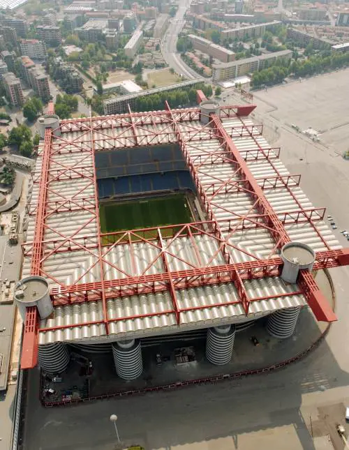 Milan in fuga, appello di Sala all'Inter