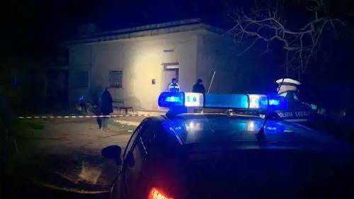 Il giallo nel brindisino. Marito e moglie uccisi a colpi d'arma da fuoco 