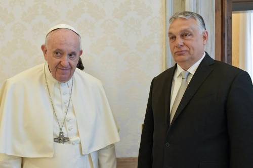 Una svolta per la diplomazia della pace: cosa c'è dietro la missione del papa in Ungheria