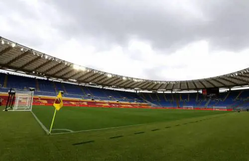Roma, biglietti falsi allo stadio e carte di credito clonate: così agiva la banda