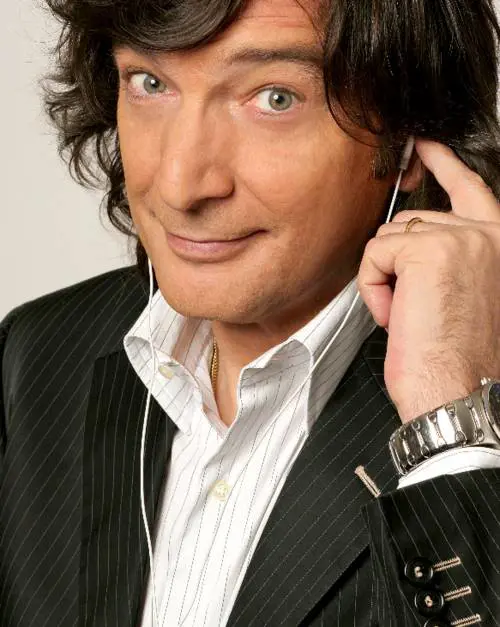 Bravo Cecchetto a ricordare che in radio sono i deejay a fare la differenza