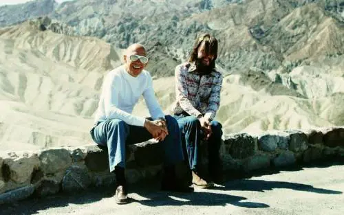 Sorvegliare e gioire. "Foucault in California", il paradiso artificiale