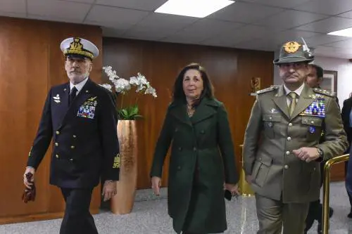 "Donne, pace e sicurezza": analisi di un impegno raggiunto dalla Difesa italiana