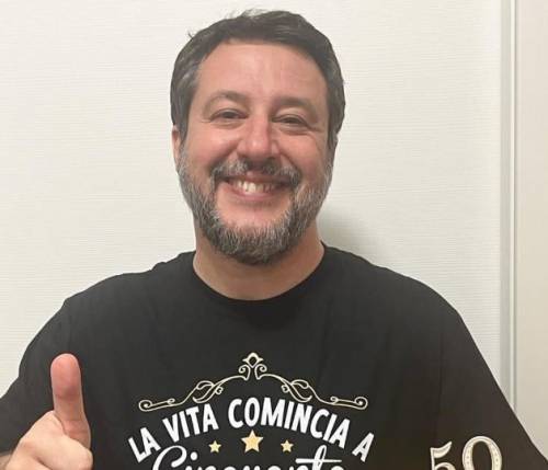 Matteo Salvini compie 50 anni: gli auguri del popolo dei social