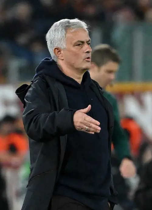 "Nemmeno la Coppa Lombardia". Rissa con Cassano: Mourinho lo asfalta così