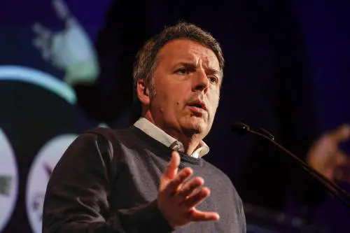 Renzi gela Calenda per le parole sul Cavaliere. "Ha fatto un errore politico e anche umano"