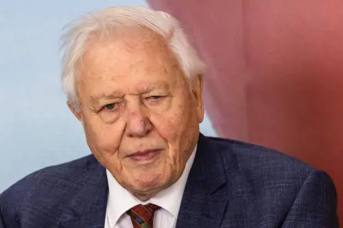La Bbc "censura" il Piero Angela del Regno Unito. "Favore ai Tory"