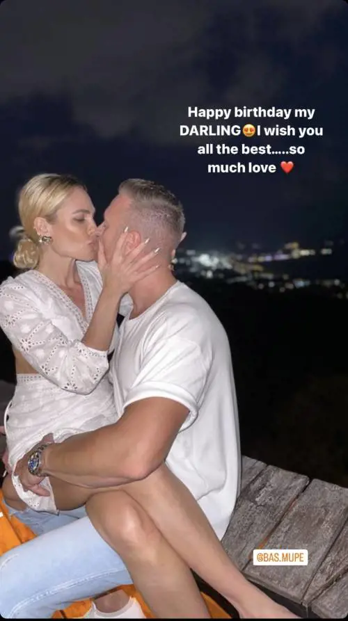 Ilary Blasi non si nasconde più: ecco i primi scatti (e baci) con Bastian