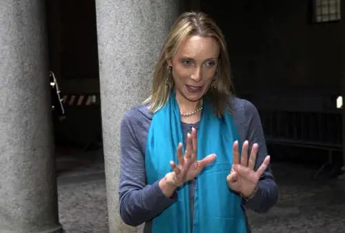 Ora la sinistra fa scudo alle scippatrici del metrò