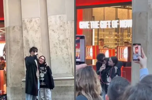 "Ho duettato con Tananai". La sorpresa della giovane artista di strada