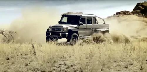 Quando una Mercedes Classe G ruba la scena