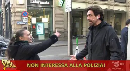"Tu rubi", "Io lavoro". Le parole choc della borseggiatrice a Staffelli