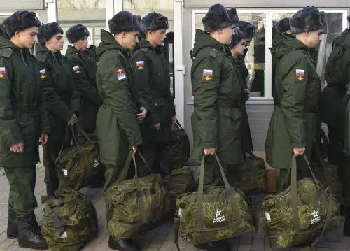 La Russia alza l'età per la leva militare: come cambia l'esercito dello zar