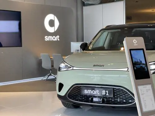 Il primo shop-in-shop di smart #1: il “modello agenzia” sbarca in Italia