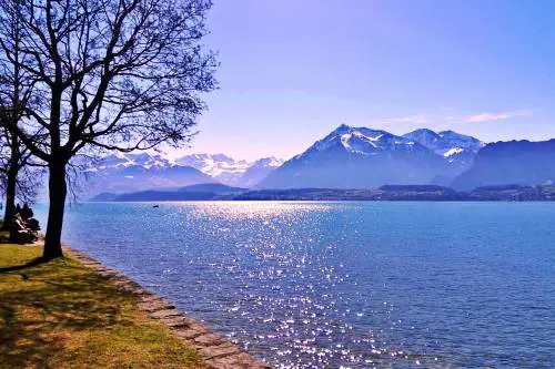 Dall’anticipo di inverno al caldo: ecco come cambia il meteo