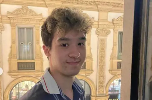 "Filmo il degrado a Milano". La missione del 18enne che non piace al Pd