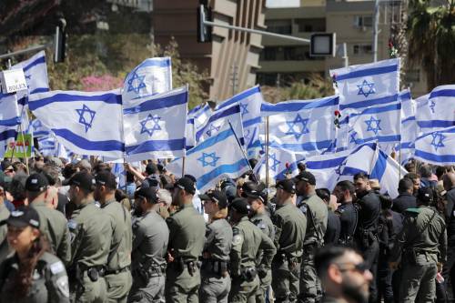I due fronti che assediano Netanyahu: cosa succede in Israele