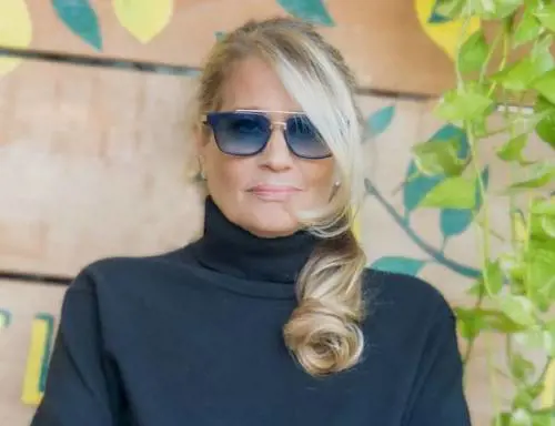 "Per qualche like in più...". Il duro attacco di Heather Parisi alla figlia