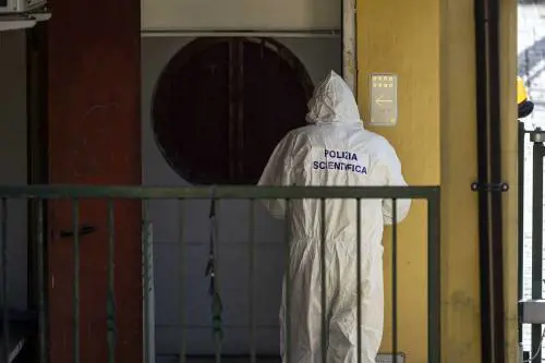 Orrore a L'Aquila: ex primario stermina moglie e figli e poi si suicida