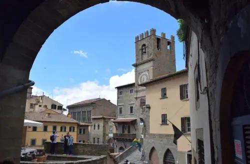 Cortona (Pixabay)