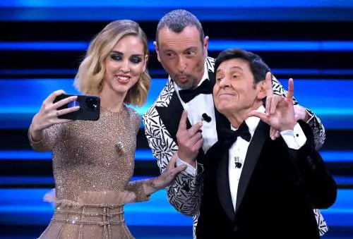 Sanremo, il danno oltre la beffa: chi paga i 3 milioni di multa per Ferragni & Co?