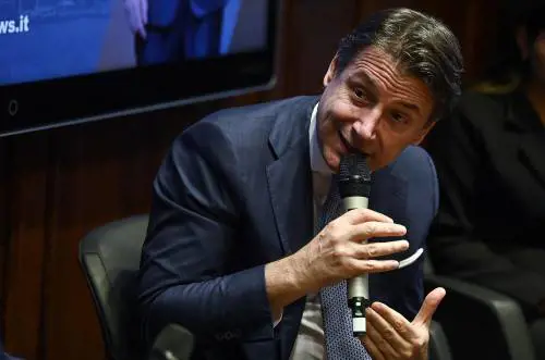 Un "regalo" di Conte ai fan dell'accoglienza. Ecco i numeri di una misura fallimentare