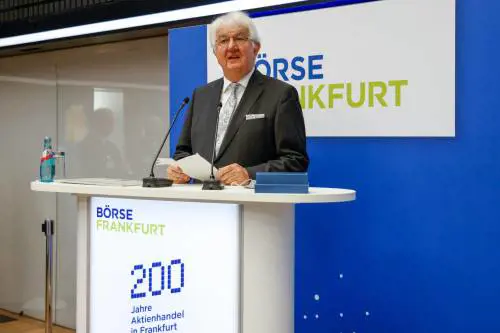 Prime crepe aperte nel fronte dei falchi. L'Austria ci ripensa: "Cautela sui tassi"
