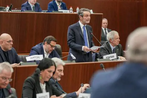 "Legislatura dell'autonomia". La "visione 2030" di Fontana