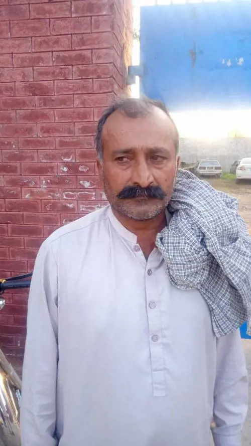 Shabbar Abbas, padre di Saman