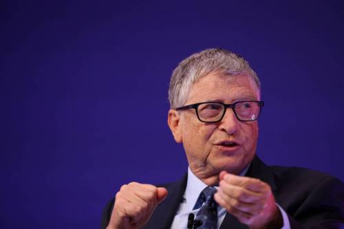 Le pressioni di Bill Gates per produrre più vaccini e quel ruolo nell'Oms