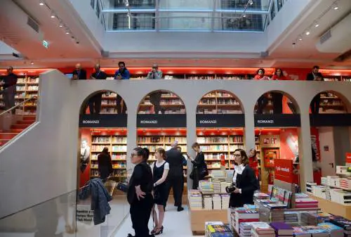 Stile, storia e 100mila libri sotto il Duomo