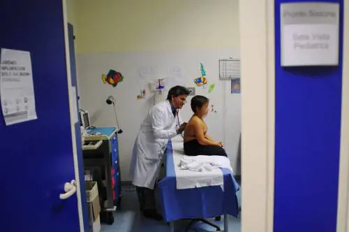 Il certificato vaccinale? Slalom tra siti, mail e burocrazia territoriale