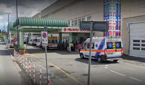 Muore neonato nigeriano di 20 giorni: si sospetta circoncisione in casa