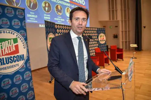 "No alle ricette stataliste da anni ’60. Tagliamo le tasse a chi affitta ai ragazzi"