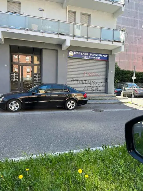 La sede della Lega vandalizzata a Modena