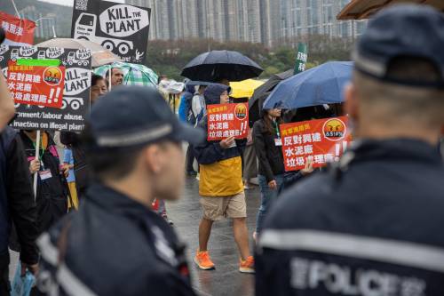 Hong Kong e la taglia da un milione su 8 attivisti