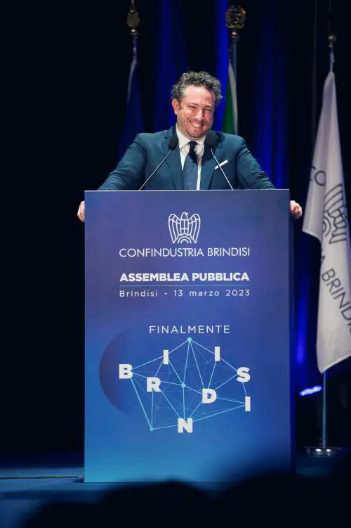 "L'energia è di vitale importanza per l'industria, e l'industria per la sicurezza nazionale"