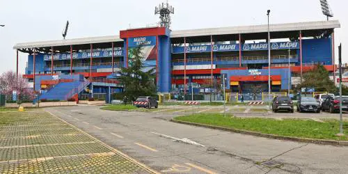 Sassuolo e Comune di Reggio Emilia: è scontro sul Tricolore allo stadio